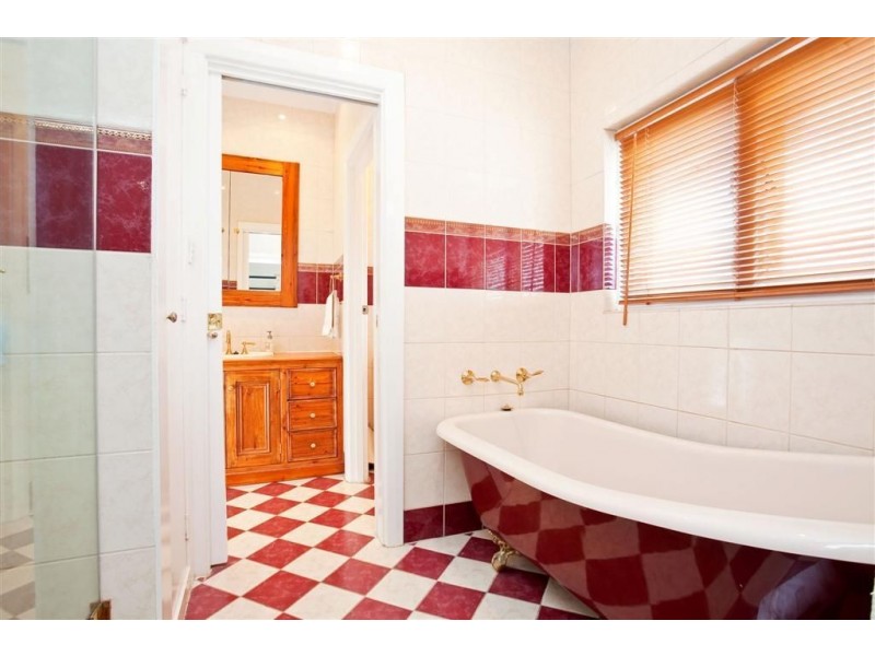 44 Koongarra Ave, Magill SA 5072
