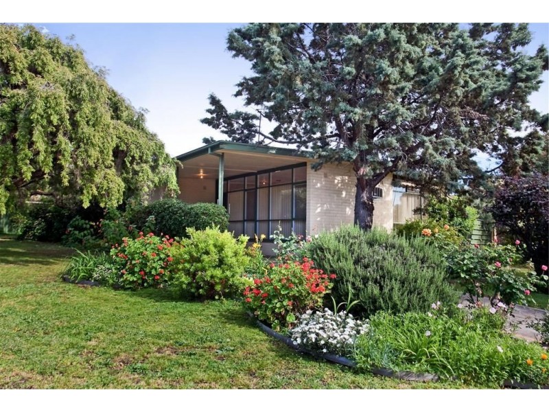 2 Oxford Crescent, Modbury SA 5092