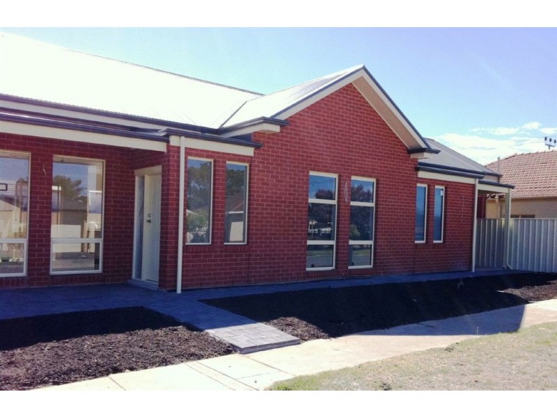 2 Foot Avenue, Seaton SA 5023