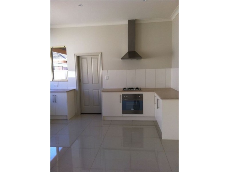 2 Foot Avenue, Seaton SA 5023