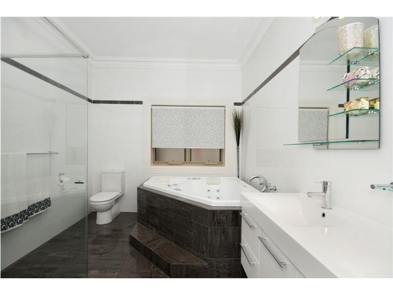 2 Rosedale Avenue, Wattle Park SA 5066