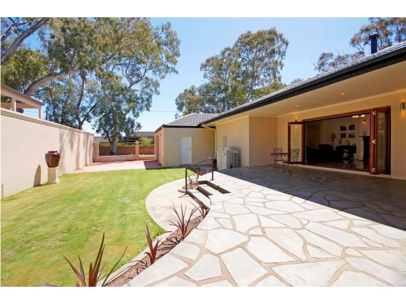 2 Rosedale Avenue, Wattle Park SA 5066