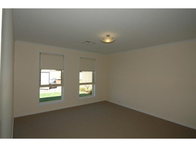 3 Wave Road, Seaford Meadows SA 5169