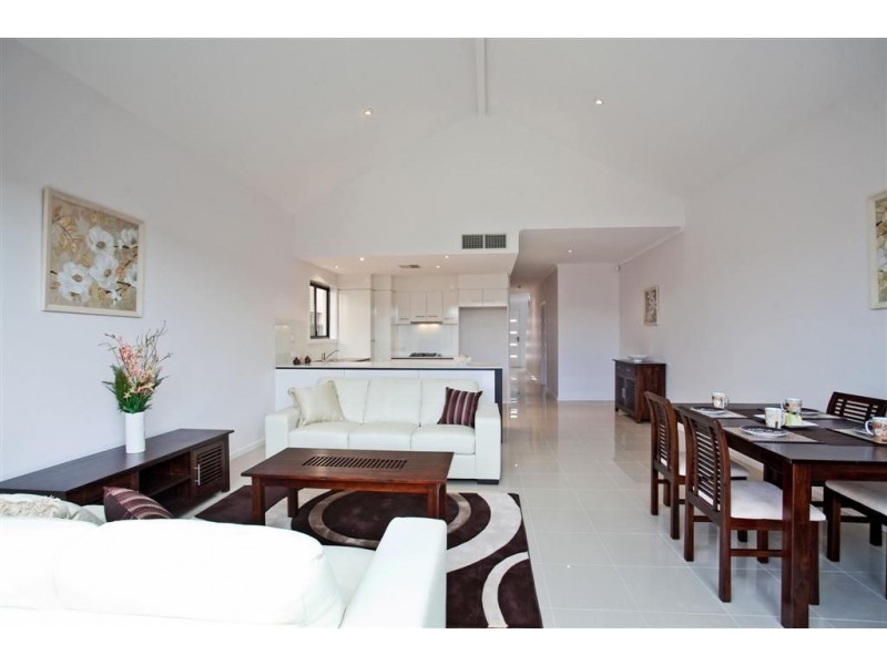 5a Lucia Place, Mawson Lakes SA 5095