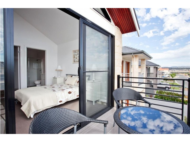 5a Lucia Place, Mawson Lakes SA 5095