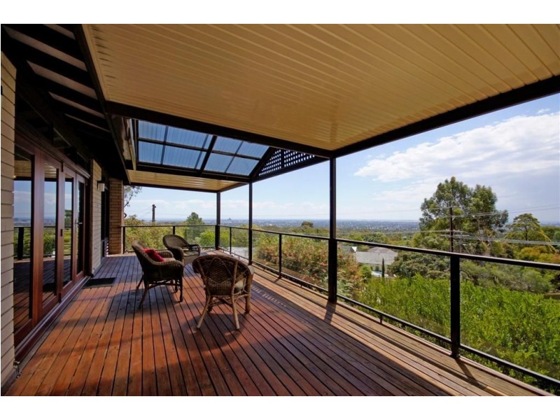 31 Woodhouse Crescent, Wattle Park SA 5066