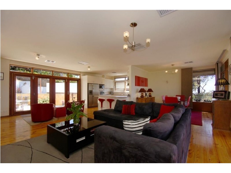 31 Woodhouse Crescent, Wattle Park SA 5066