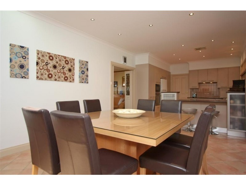 15 Alexis Street, Hope Valley SA 5090