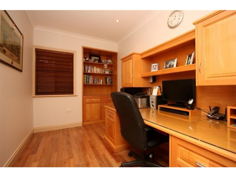 15 Alexis Street, Hope Valley SA 5090
