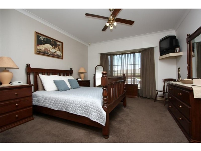 15 Alexis Street, Hope Valley SA 5090