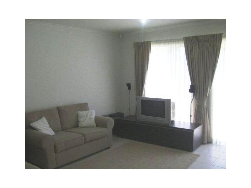 33 McKinlay Ave, Gilles Plains SA 5086