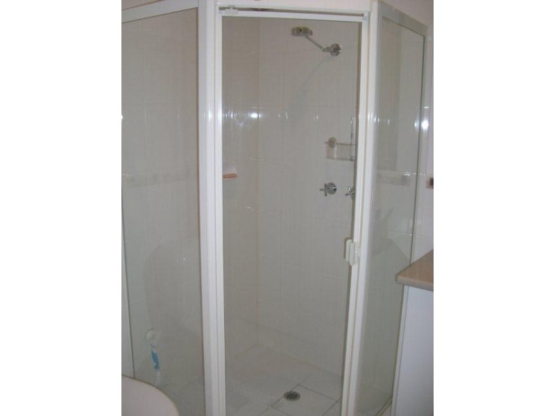 33 McKinlay Ave, Gilles Plains SA 5086