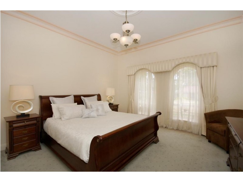 16 Rosedale Avenue, Wattle Park SA 5066