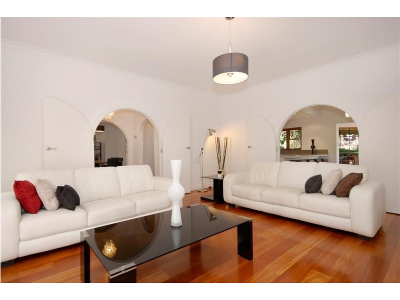 12 Grevillea Crescent, Stonyfell SA 5066