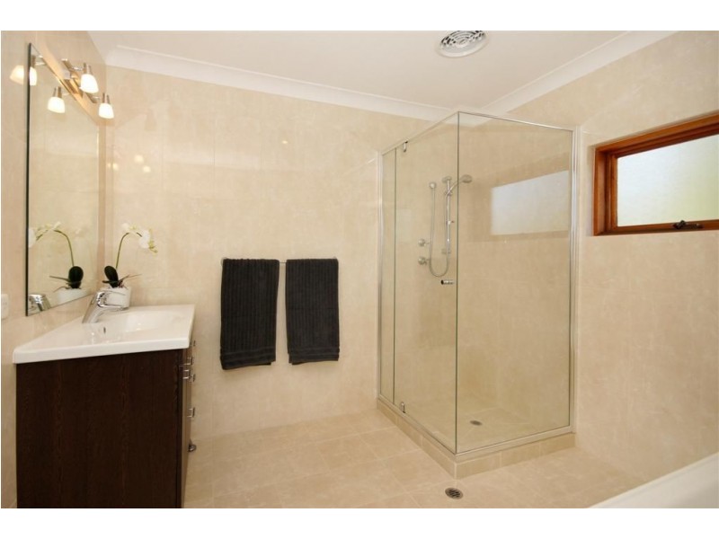 12 Grevillea Crescent, Stonyfell SA 5066