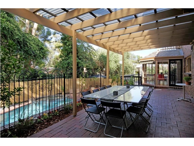 12 Grevillea Crescent, Stonyfell SA 5066