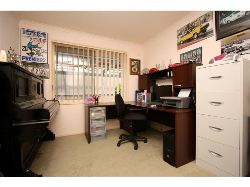 6 Conifer Court, Newton SA 5074