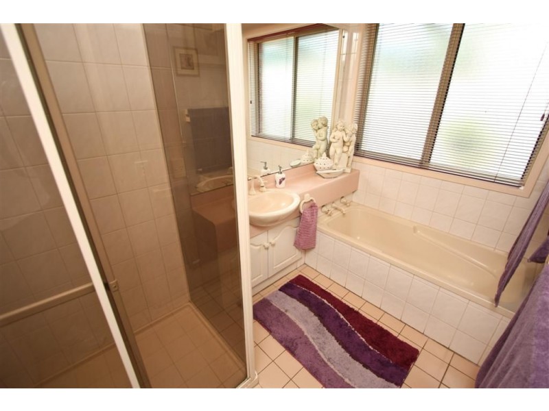 6 Conifer Court, Newton SA 5074