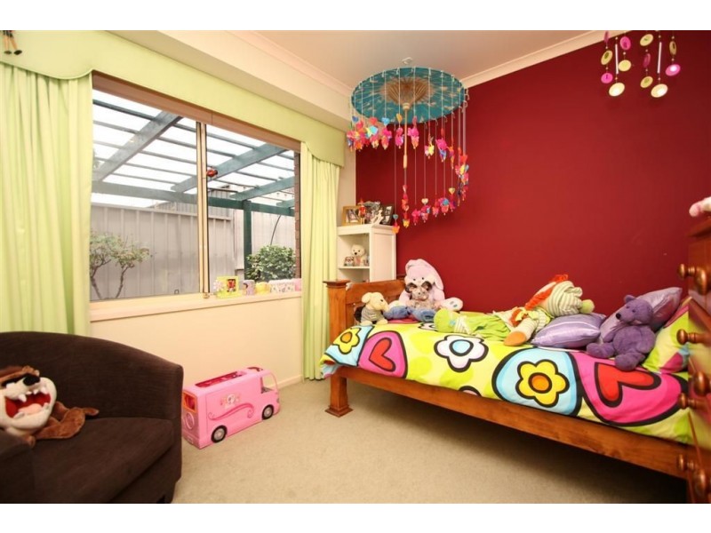 6 Conifer Court, Newton SA 5074