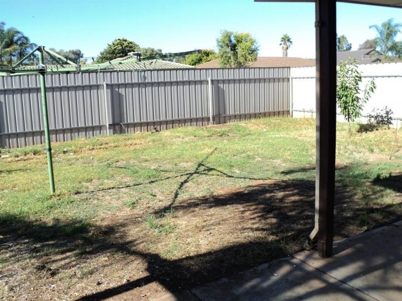 15 Denbar Grove, Andrews Farm SA 5114
