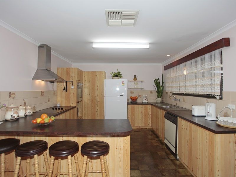 96 The Strand, Brahma Lodge SA 5109