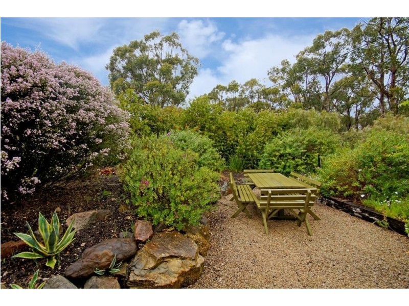 7 Yanagin Road, (above Burnside), Greenhill SA 5140