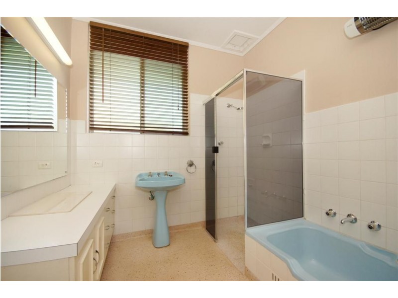 26 Crompton Drive, Wattle Park SA 5066