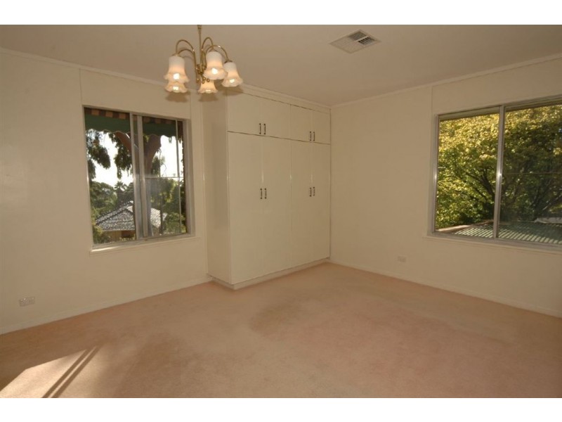 26 Crompton Drive, Wattle Park SA 5066
