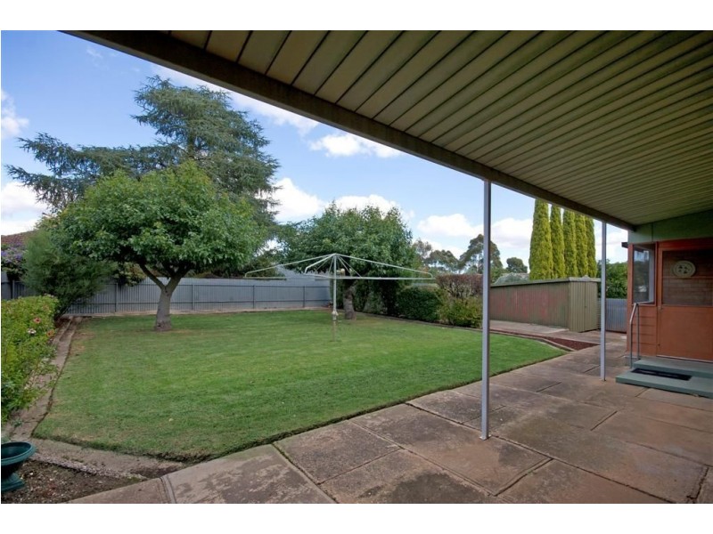 24 Savas Road, Rostrevor SA 5073