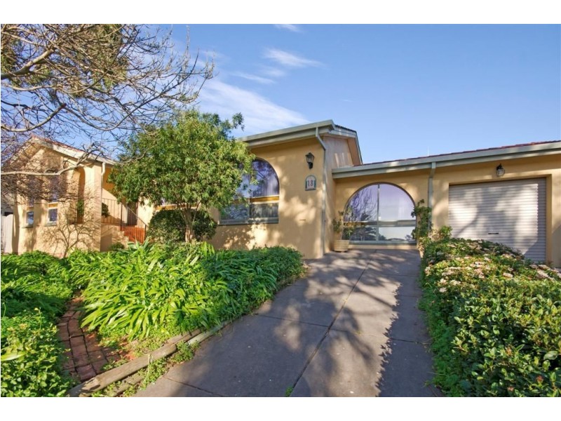 18 Glenloth Drive, Happy Valley SA 5159