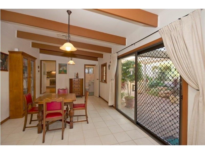 18 Glenloth Drive, Happy Valley SA 5159