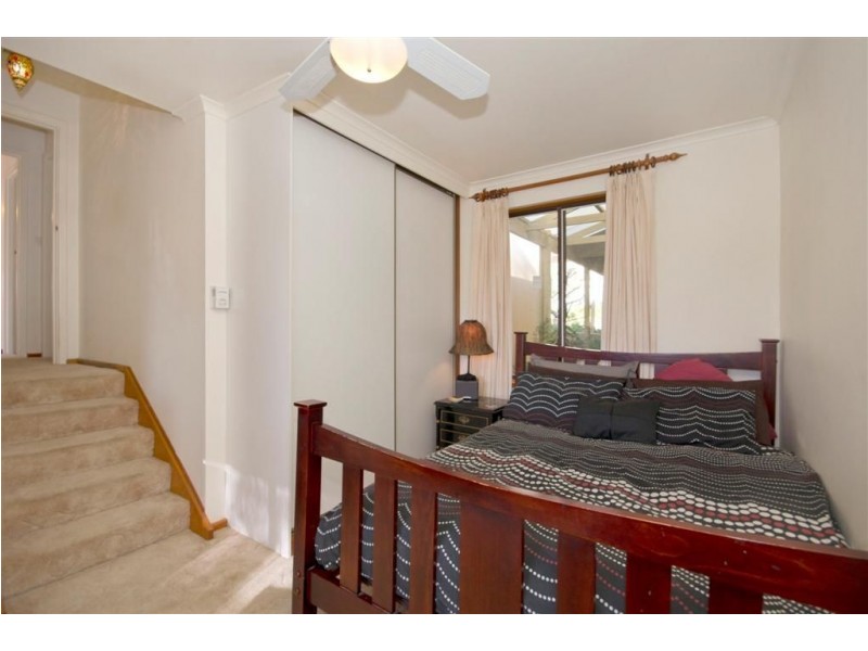 18 Glenloth Drive, Happy Valley SA 5159