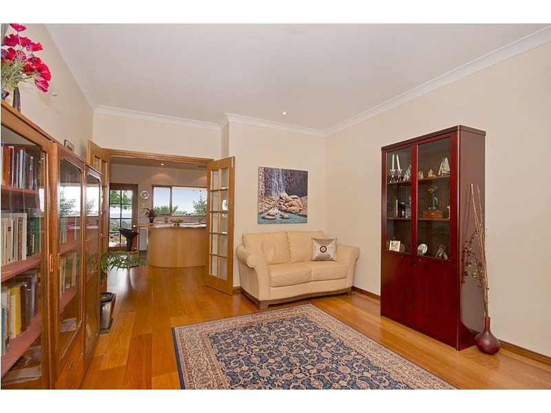 27 Woodland  Way, Teringie SA 5072