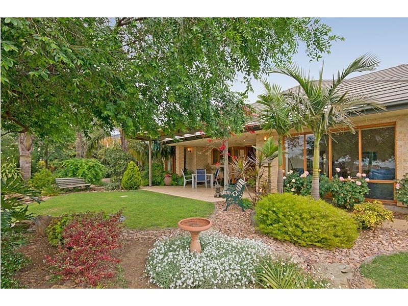 27 Woodland  Way, Teringie SA 5072