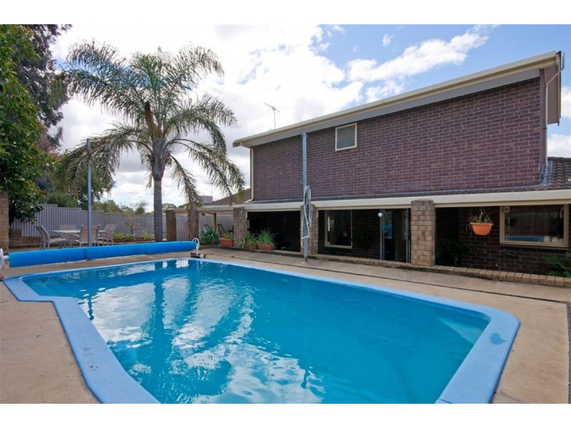 14 Anona Way, Fairview Park SA 5126