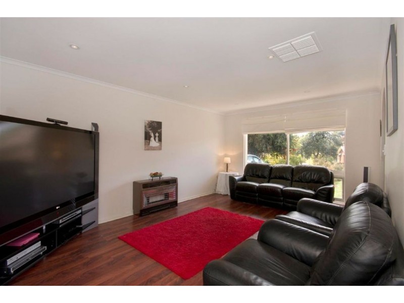 14 Anona Way, Fairview Park SA 5126