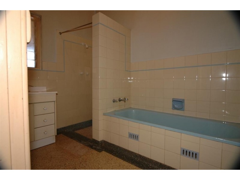 10 Lennox Street, Campbelltown SA 5074