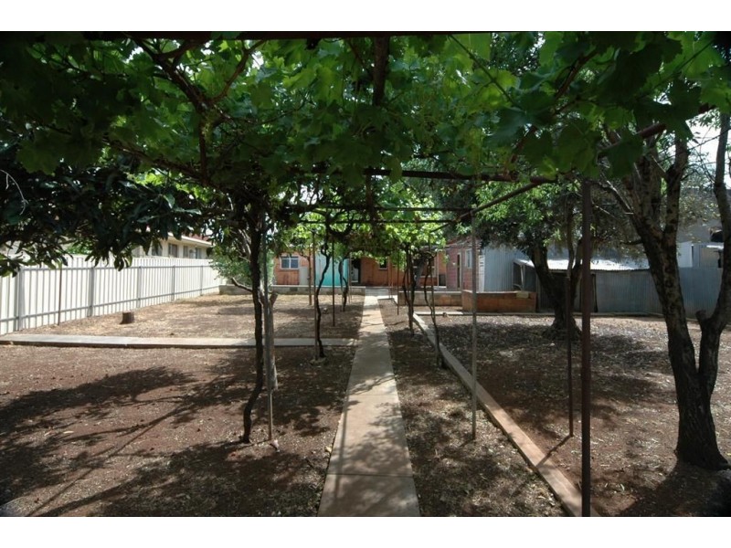 10 Lennox Street, Campbelltown SA 5074