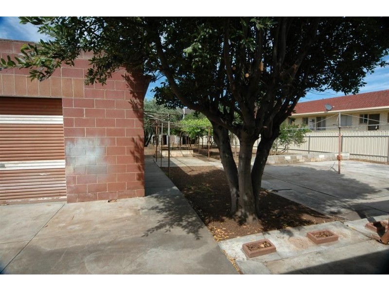 10 Lennox Street, Campbelltown SA 5074