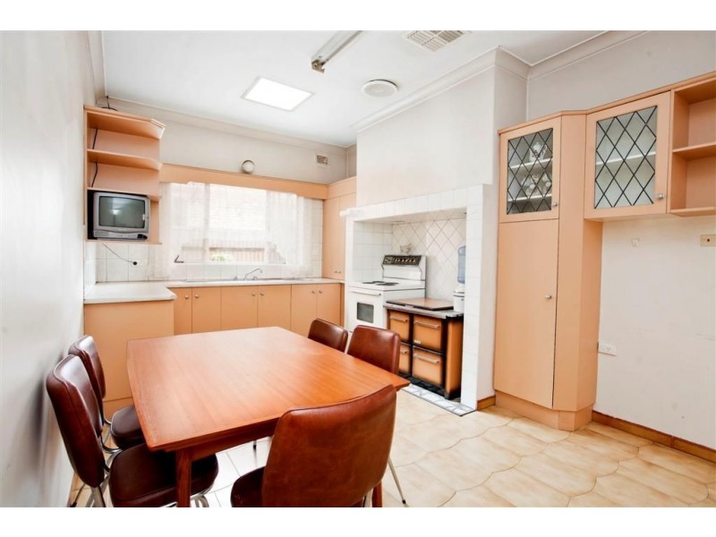 9 Rowney Ave, Campbelltown SA 5074