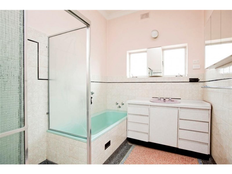 9 Rowney Ave, Campbelltown SA 5074