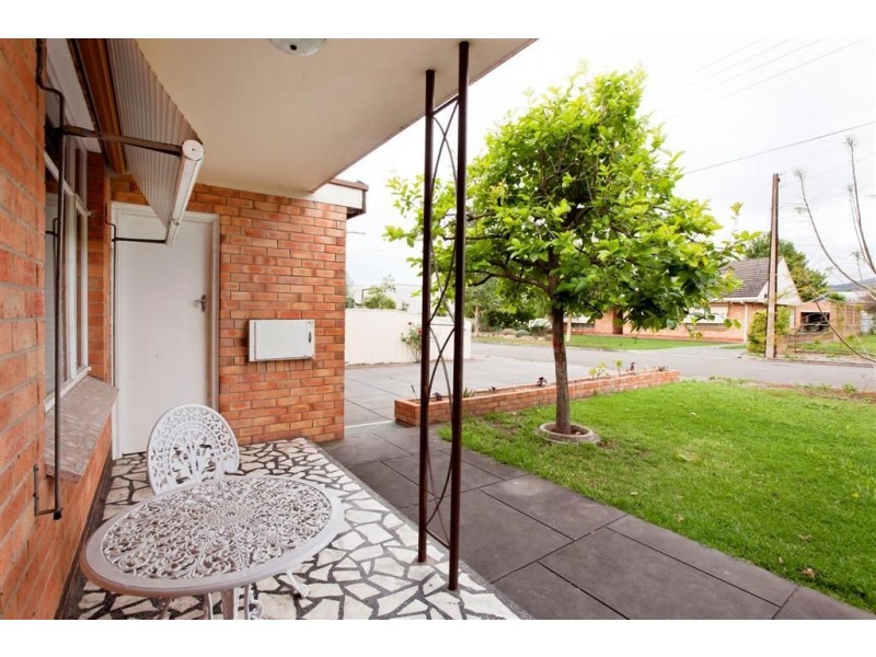 9 Rowney Ave, Campbelltown SA 5074