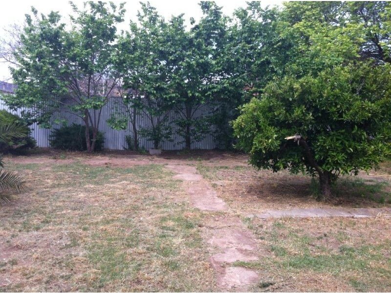 8 Stafford Street, Clearview SA 5085