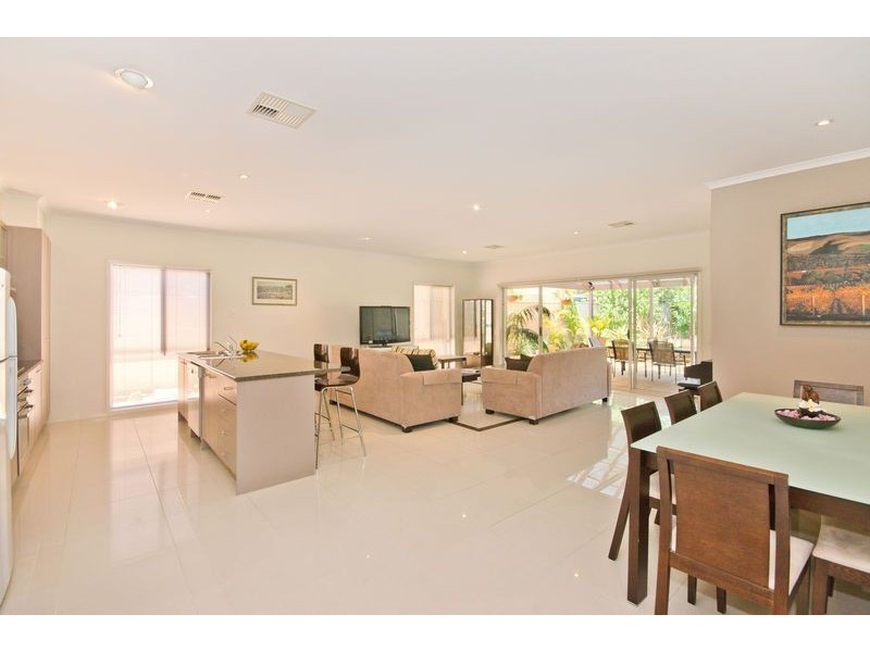 12 Olive Road, Stepney SA 5069