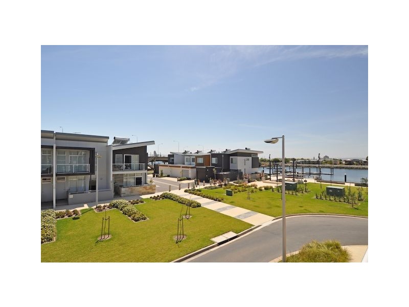 4 Kudlyo Close, New Port SA 5015