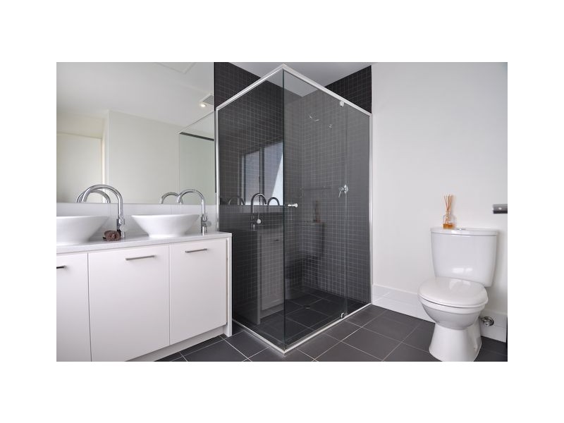 4 Kudlyo Close, New Port SA 5015