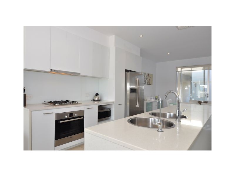 11 Yeltu Court, New Port SA 5015