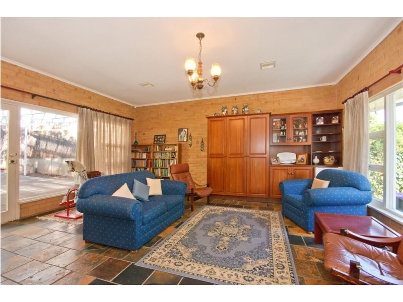 51 Crompton Drive, Wattle Park SA 5066