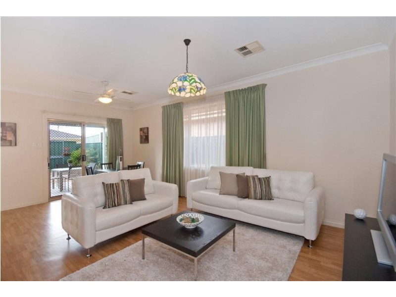 2A Kent Avenue, Fulham Gardens SA 5024