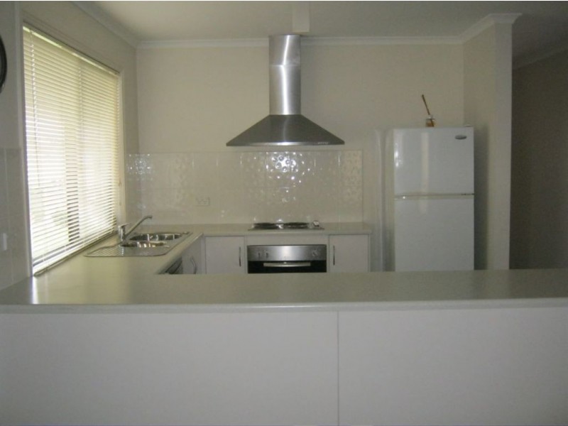 13 Cairns Crescent, Riverton SA 5412